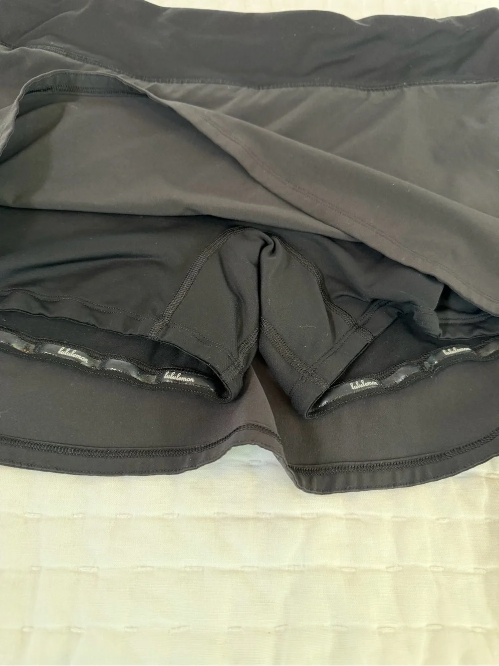 Lululemon Black Play off the Pleats tennis skirt